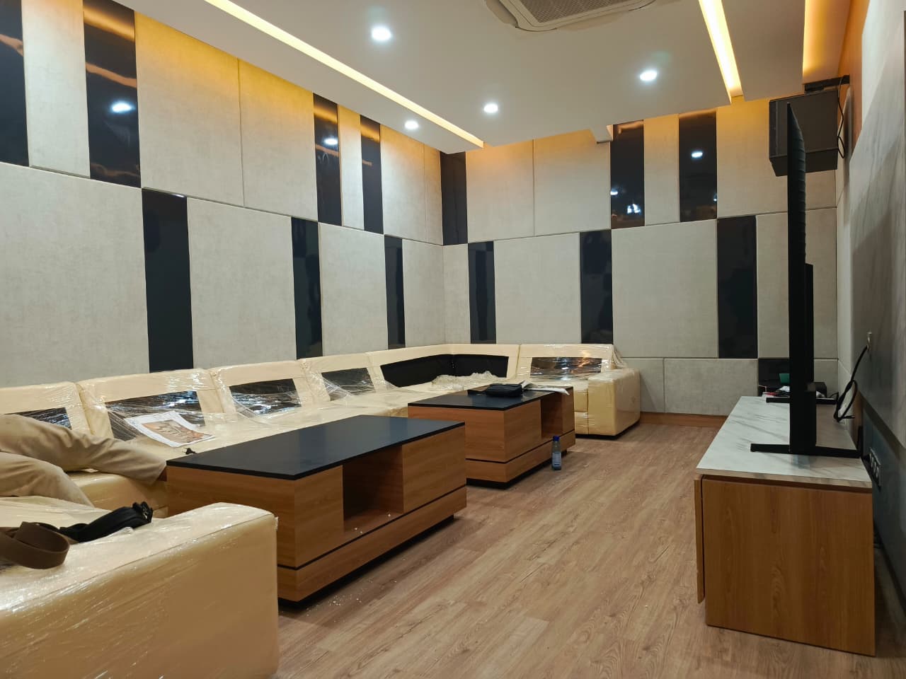 Peredam Suara Ruang Karaoke Morowali