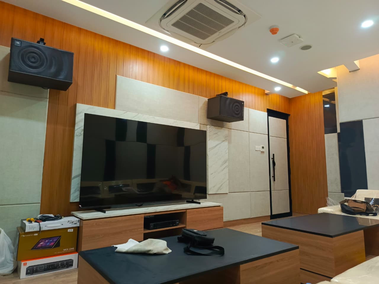 Peredam Suara Ruang Karaoke Morowali