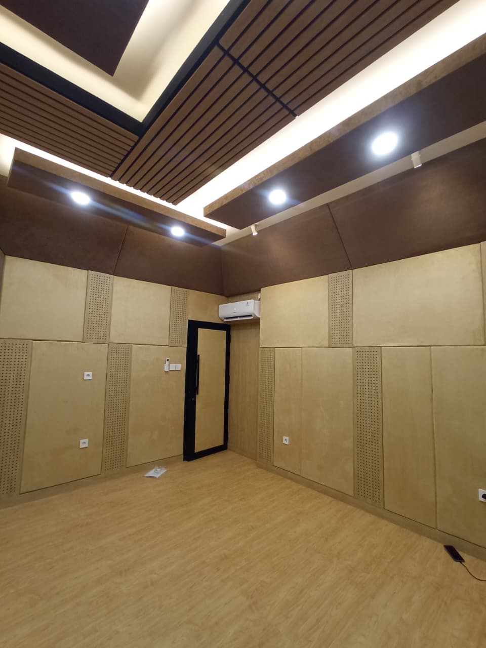 Studio Musik Ibu Juliana Surabaya