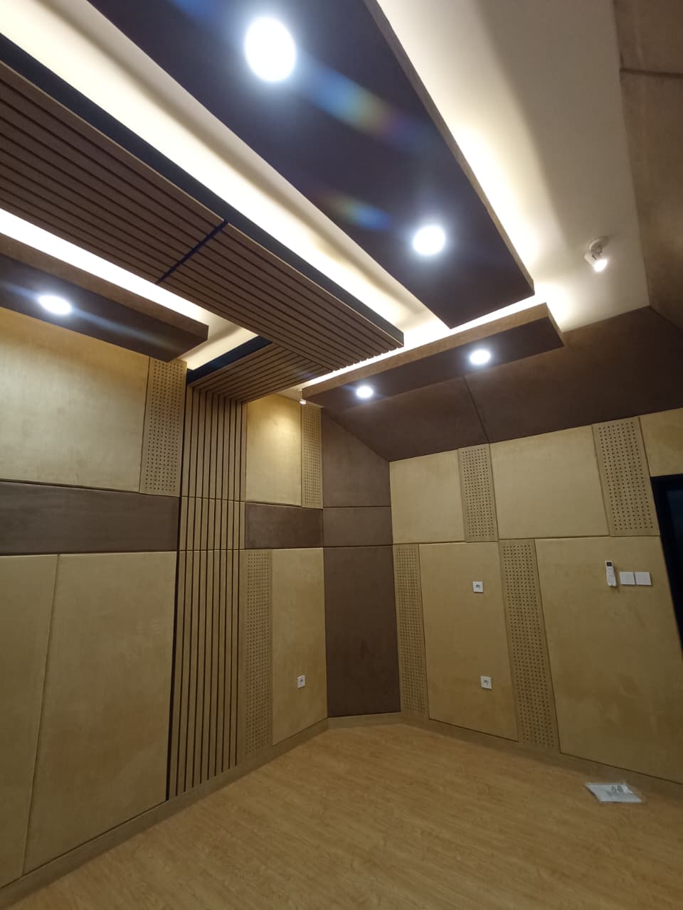 Studio Musik Ibu Juliana Surabaya