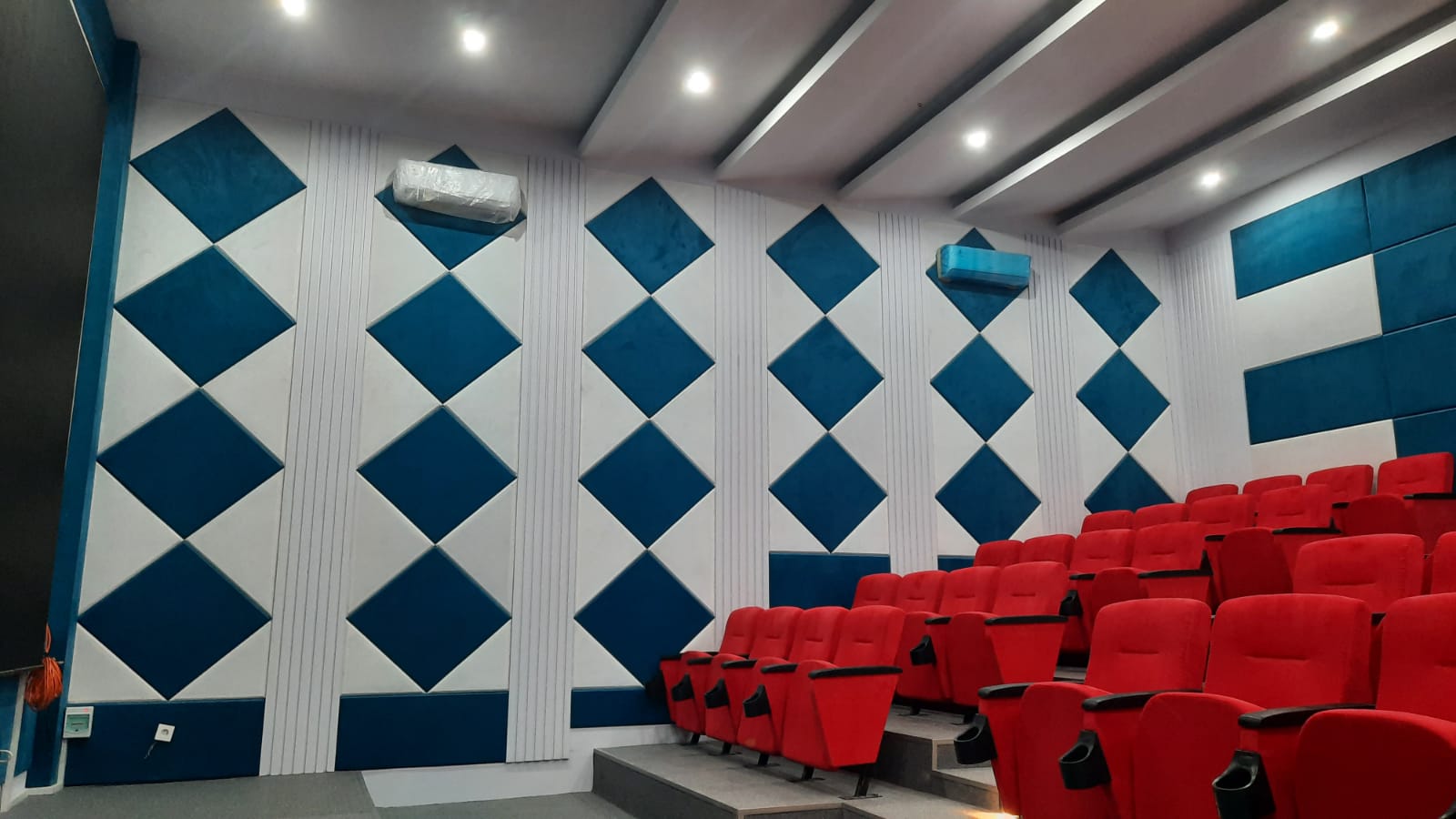 Bioskop Mini SMK Muhammadiyah Prambon 1 Nganjuk