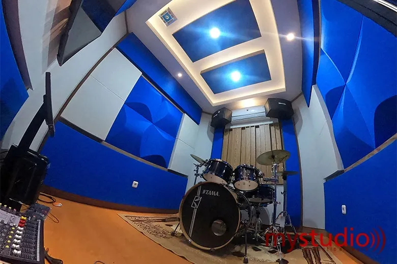Studio Drum di Surabaya